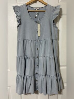 She + Sky Flutter Sleeve Light Wash Denim Dress Button Front Tiered NWT Size M